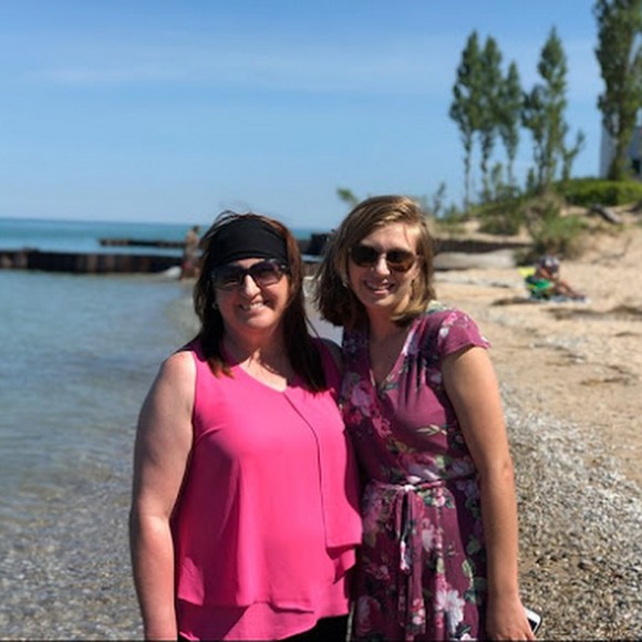 Meet your Posher, Christy - Picture 1 of 1